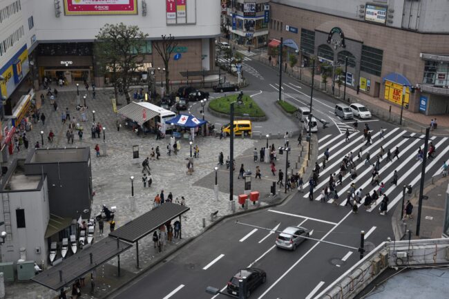 本厚木駅前の写真