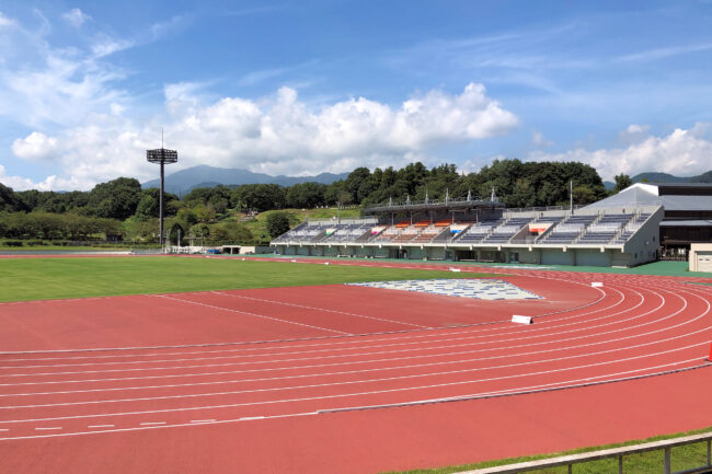 荻野運動公園競技場の写真