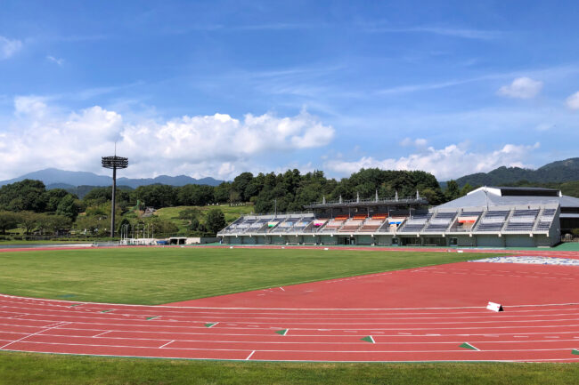 厚木市荻野運動公園の競技場の写真