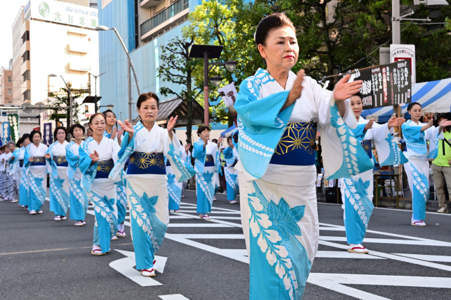 あつぎ鮎まつり民謡総おどりの写真