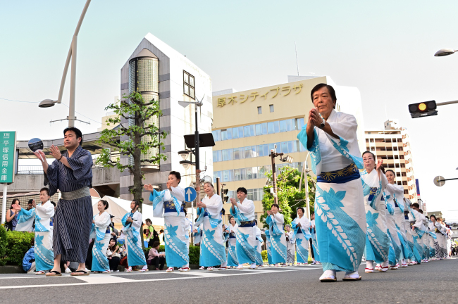 あつぎ鮎まつり民謡総おどりの写真