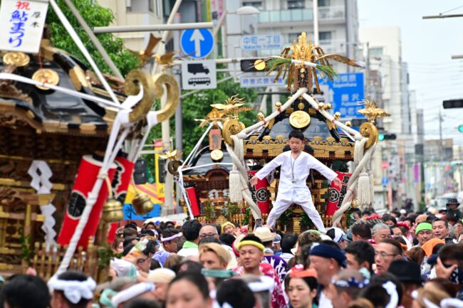 第79回あつぎ鮎まつりのみこしショーの写真