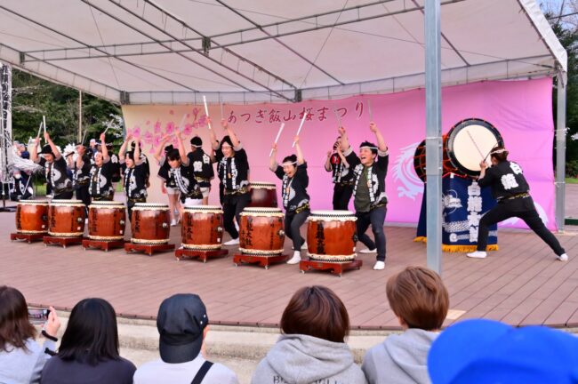 あつぎ飯山桜まつりの飯山白龍太鼓の写真