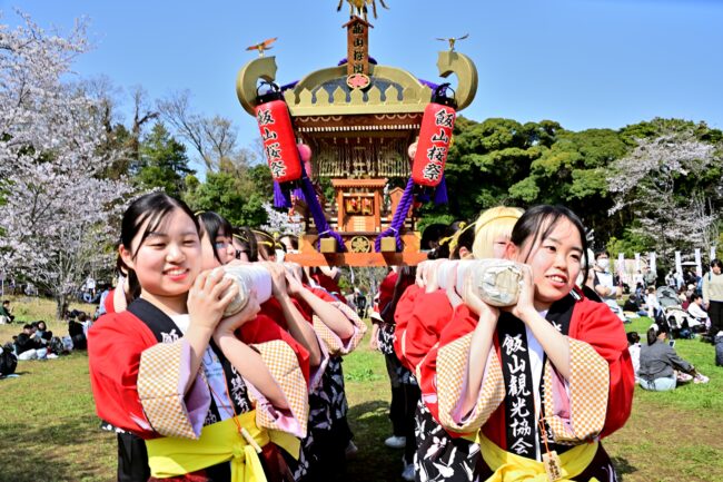 あつぎ飯山桜まつりのさくら輿の写真