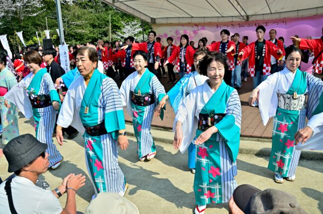 あつぎ飯山桜まつりの花音頭の写真
