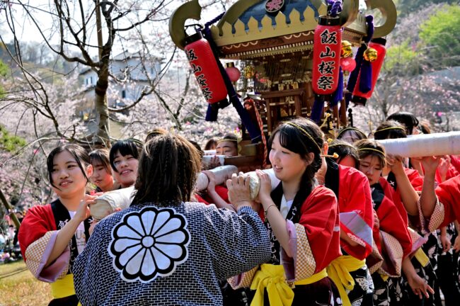 あつぎ飯山桜まつりのさくら輿の写真
