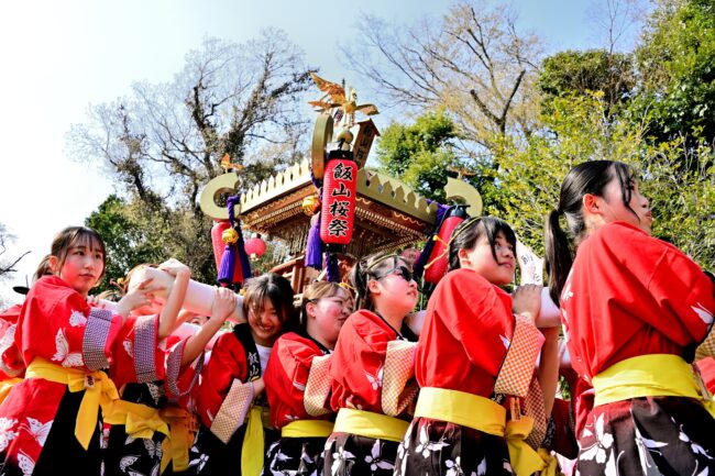 あつぎ飯山桜まつりのさくら輿の写真